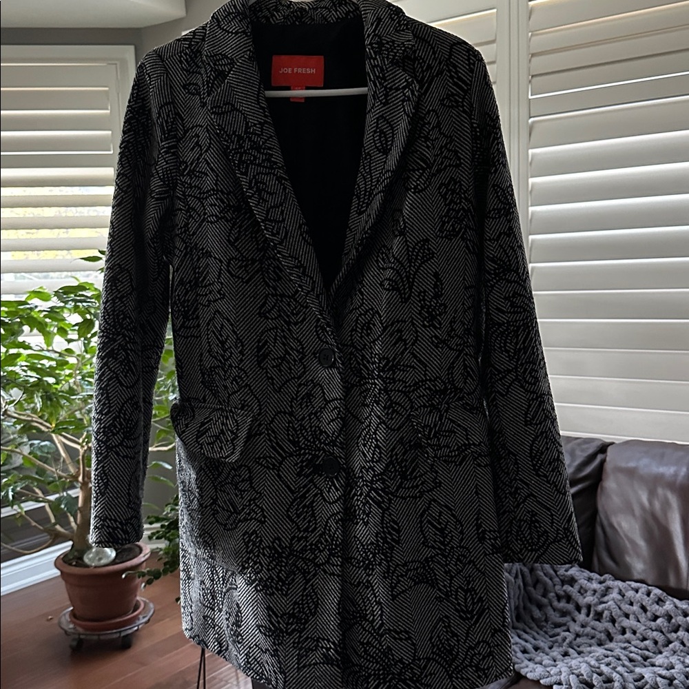 Joe Fresh Monochrome Leaf Print Blazer